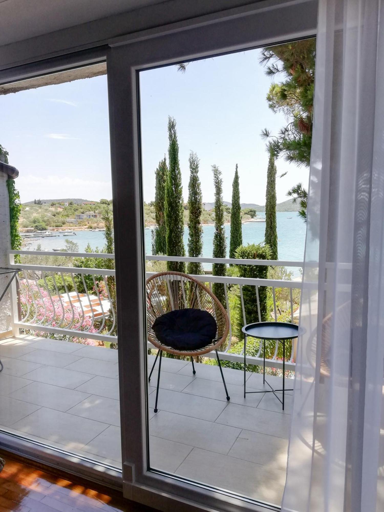 Bed & Breakfast Pansion Rade Hotell Pirovac Rom bilde